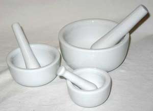 Set of 3 White Ceramic Mortars and Pestles - Click Image to Close